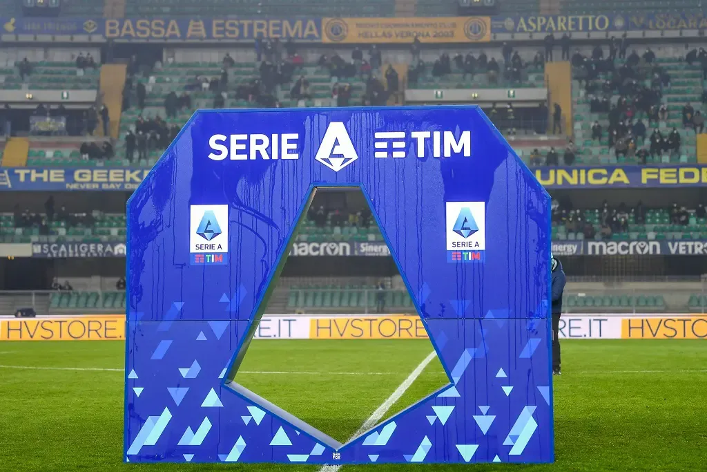 Risultati Serie A oggi: segui le partite in diretta, rimani aggiornato e vivi l'emozione del calcio. Scopri come seguire le partite e non perderti un momento di azione.
