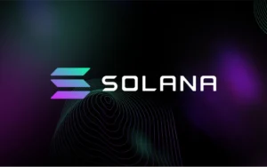 Solana utilizza una blockchain basata su un algoritmo di consenso Proof-of-Stake (PoS) per registrare e convalidare le transazioni.